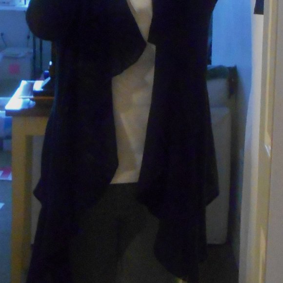 DKNY Black Light Cardigan Open M Drapey Lightweight Basic - Picture 13 of 13